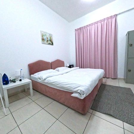 Al Badaa Star Residence - Home Stay Dubai Buitenkant foto